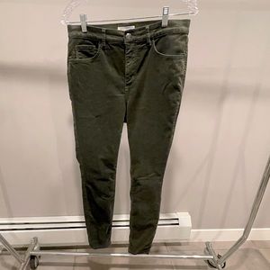LOFT high-waist corduroy, slim fit, fir color. Sz 6, (28)